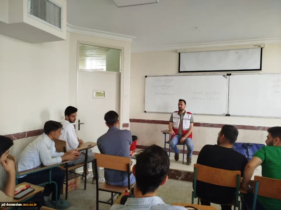کانون هلال‌احمر آموزشکده ملی مهارت شهید جباریان برگزار کرد. 2